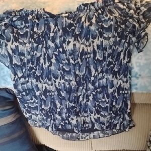 Blue Patterned Short-Sleeve Women’s Top